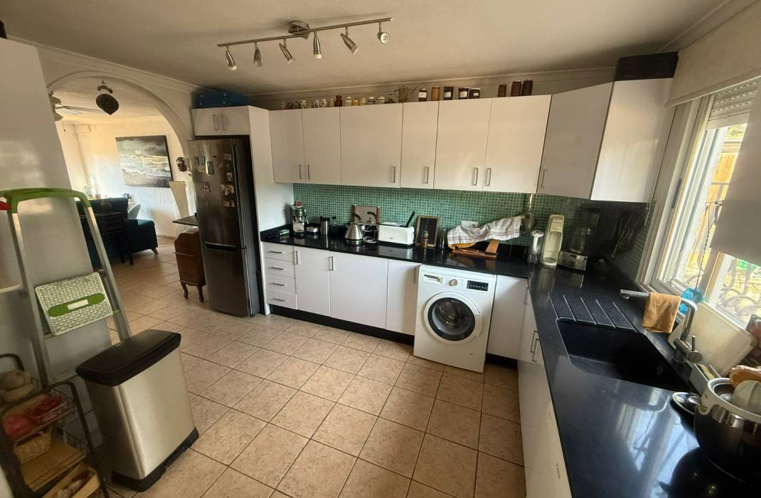 Resale - Country Villa - Crevillente