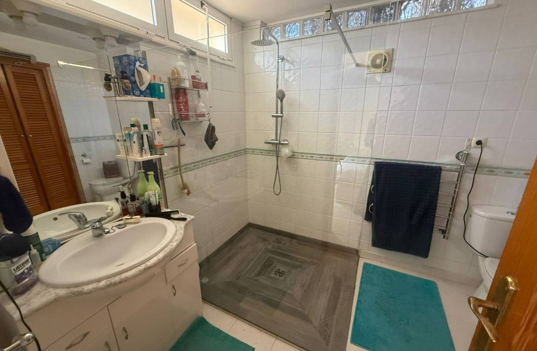 Resale - Country Villa - Crevillente