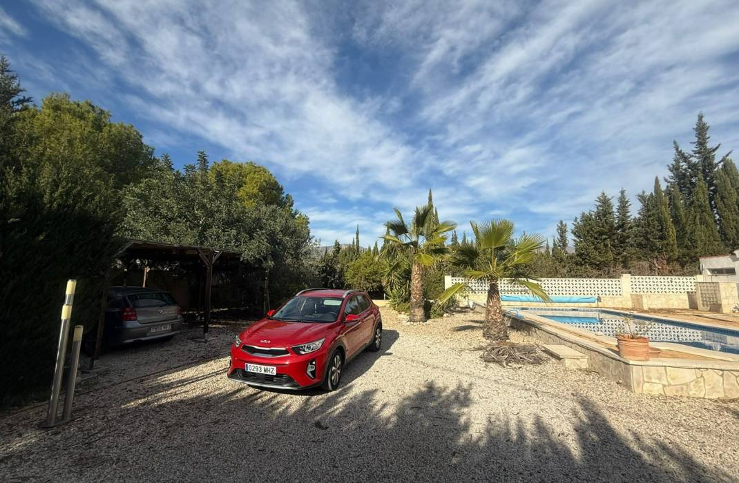 Resale - Country Villa - Crevillente