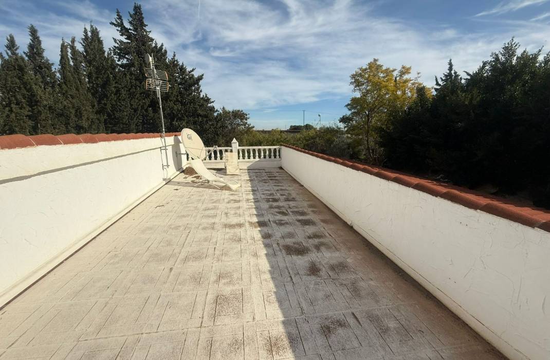 Resale - Country Villa - Crevillente
