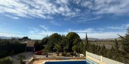 Resale - Country Villa - Crevillente
