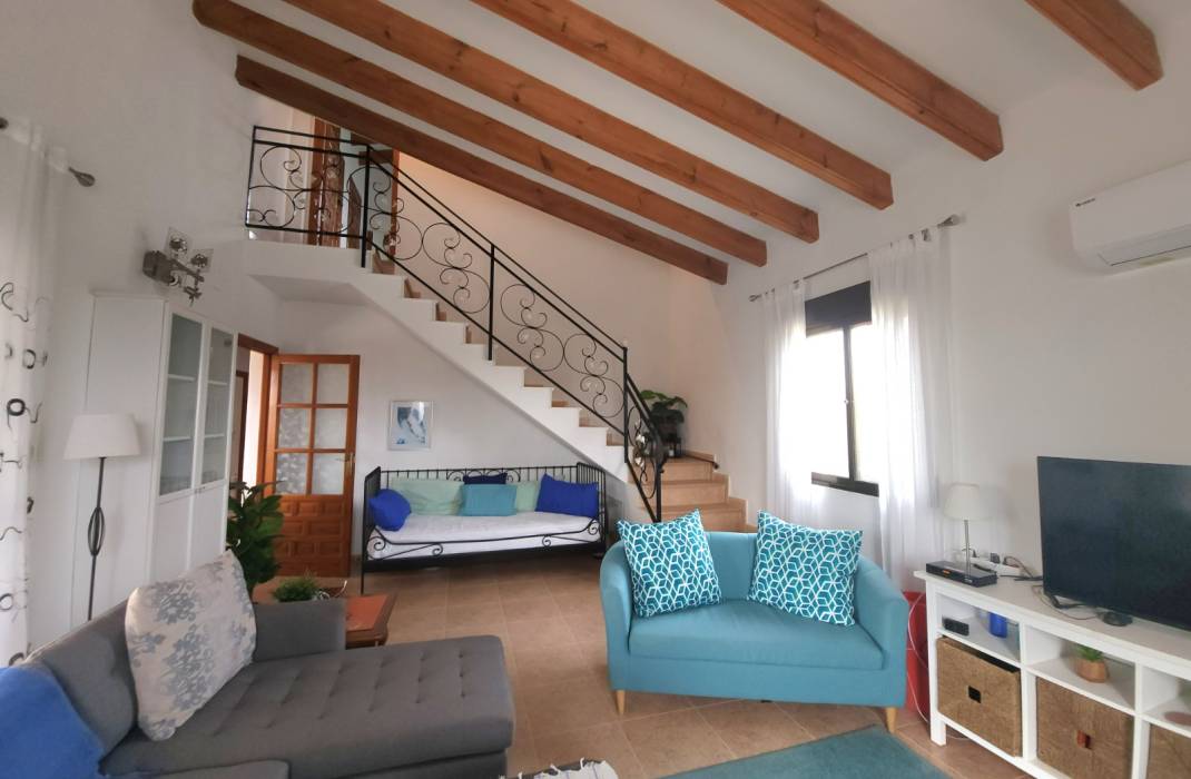 Resale - Country Villa - Dolores