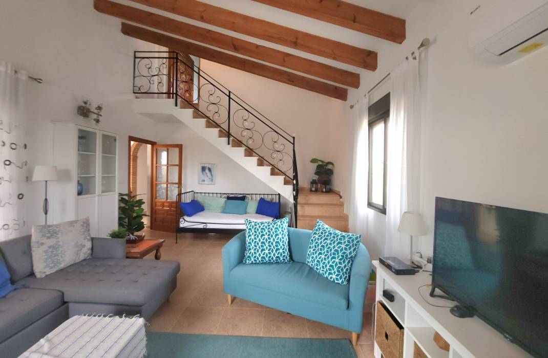 Resale - Country Villa - Dolores