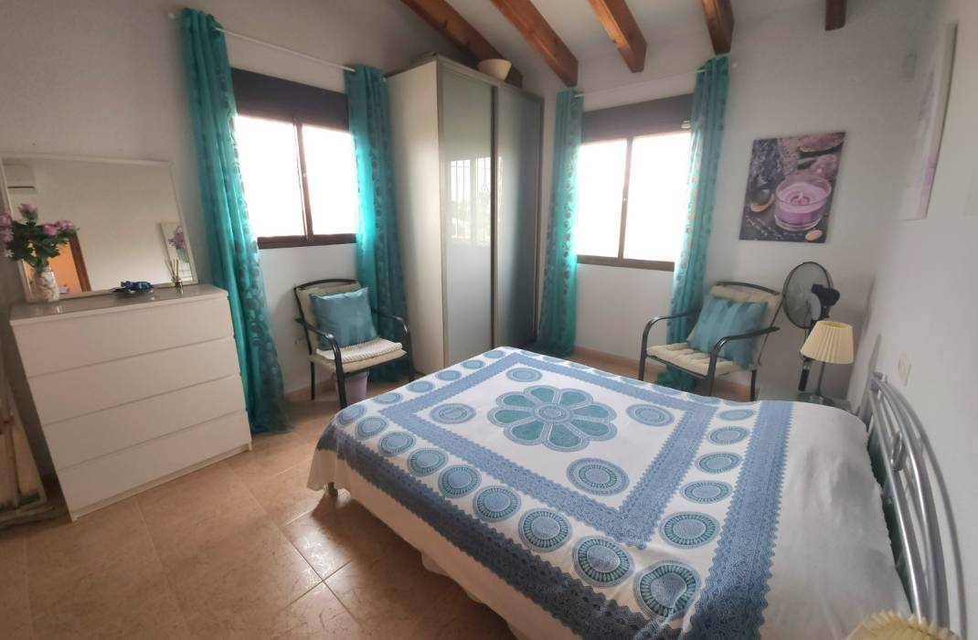 Resale - Country Villa - Dolores