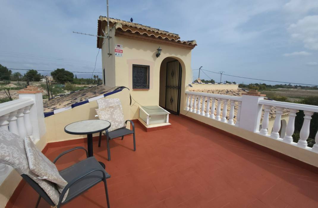 Resale - Country Villa - Dolores