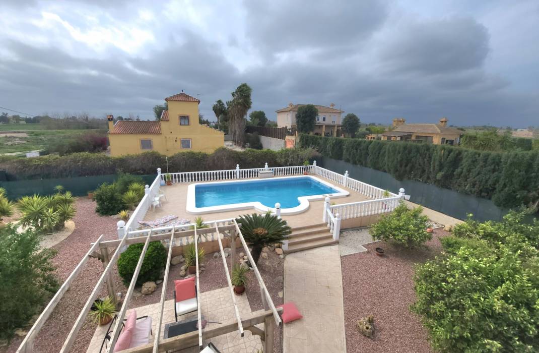 Resale - Country Villa - Dolores