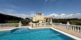 Resale - Country Villa - Dolores