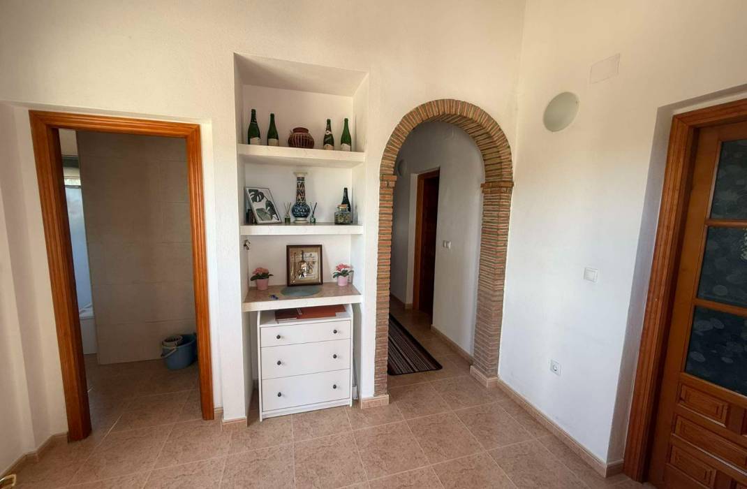 Resale - Country Villa - Dolores