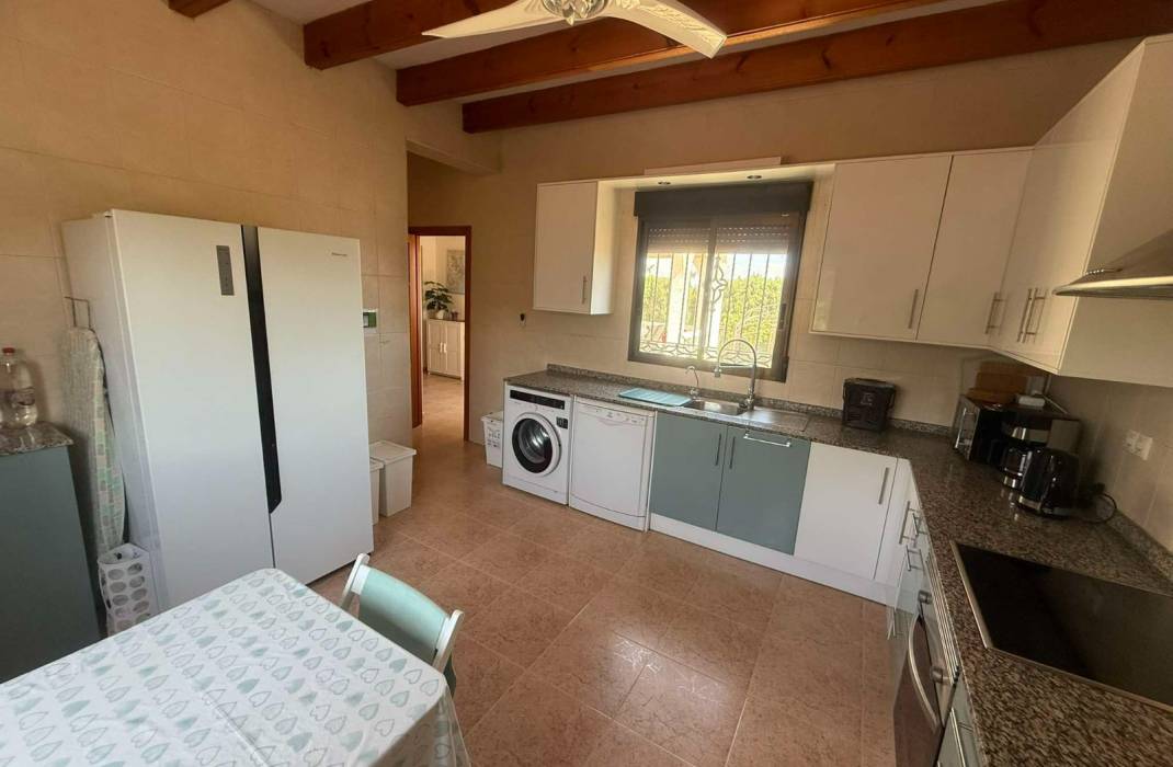 Resale - Country Villa - Dolores