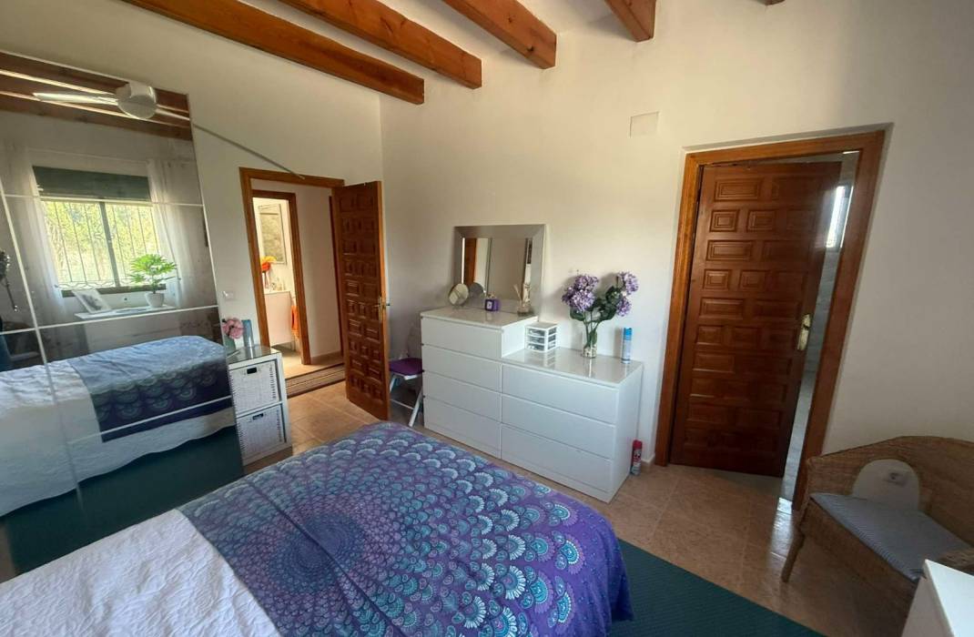 Resale - Country Villa - Dolores