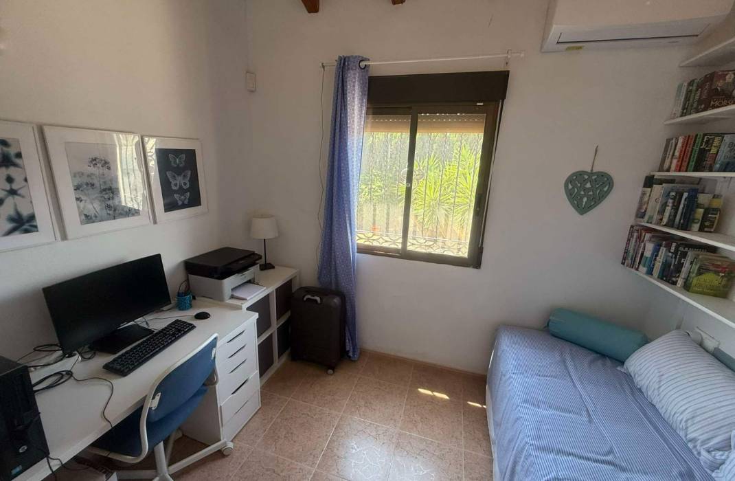 Resale - Country Villa - Dolores