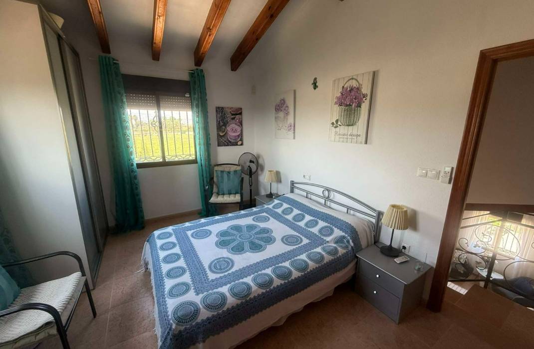 Resale - Country Villa - Dolores