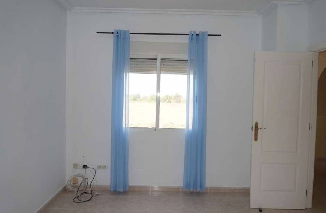 Resale - Country Villa - Dolores