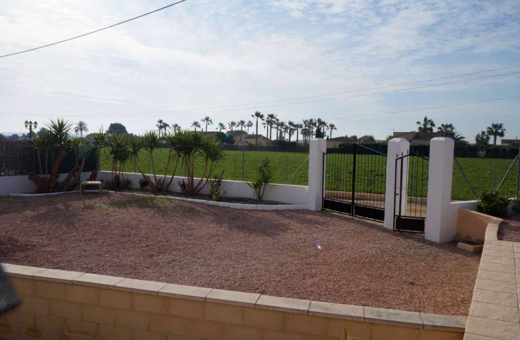 Resale - Country Villa - Dolores