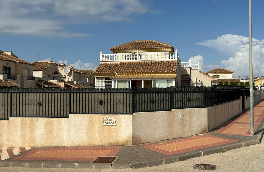 Resale - Detached House / Villa - Algorfa - Lo Crispin