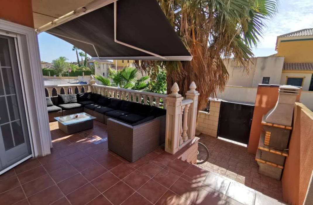 Resale - Detached House / Villa - Almoradi