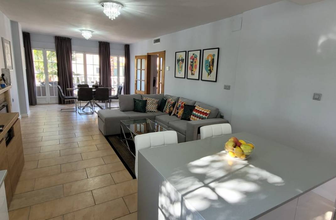 Resale - Detached House / Villa - Almoradi