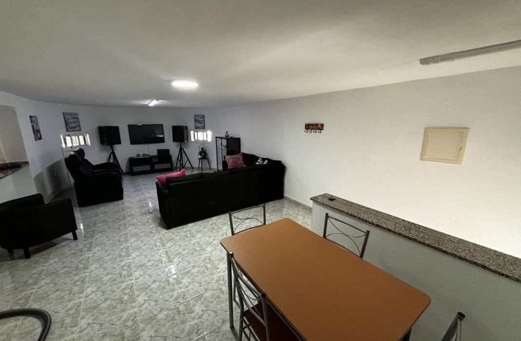 Resale - Detached House / Villa - Ciudad Quesada