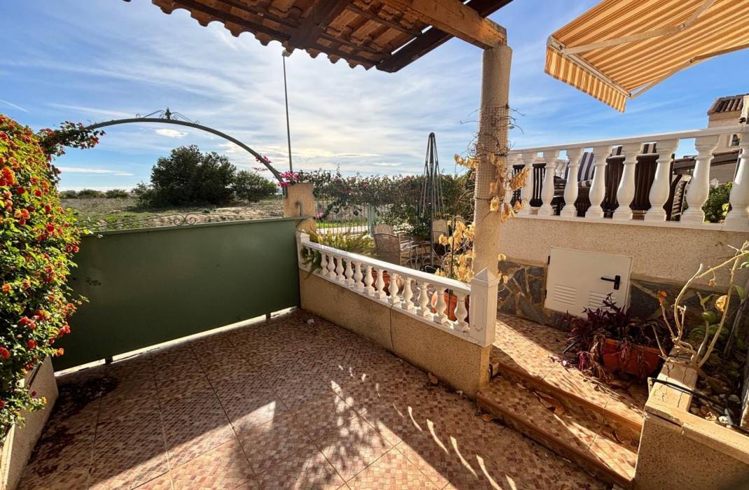 Resale - Detached House / Villa - Ciudad Quesada