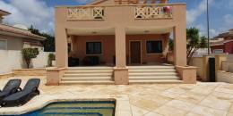 Resale - Detached House / Villa - Ciudad Quesada