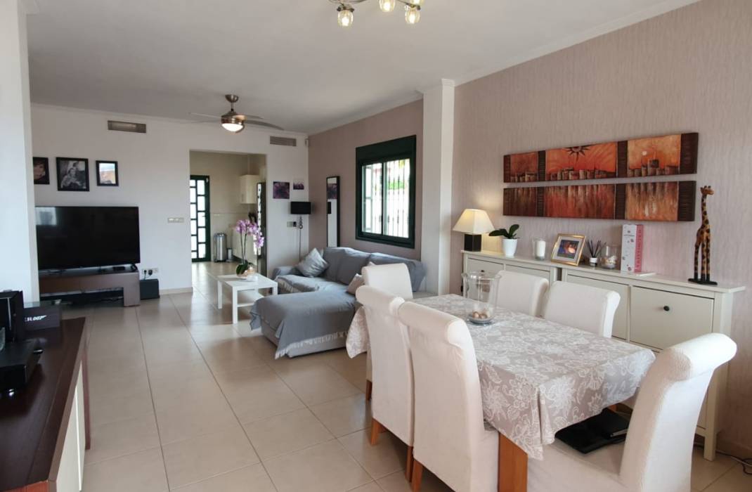 Resale - Detached House / Villa - Ciudad Quesada
