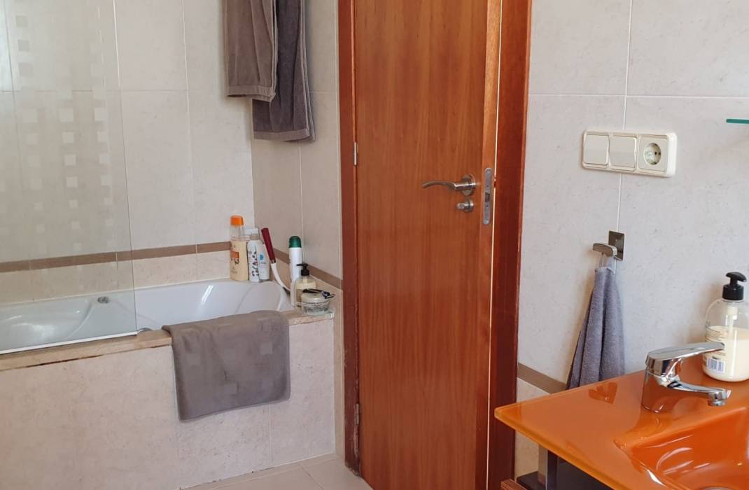 Resale - Detached House / Villa - Ciudad Quesada