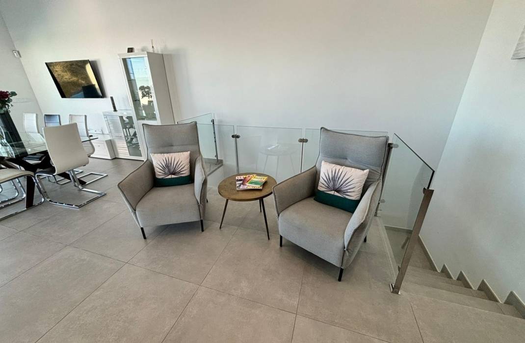 Resale - Detached House / Villa - Ciudad Quesada