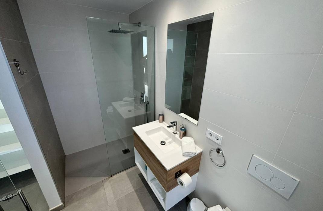 Resale - Detached House / Villa - Ciudad Quesada