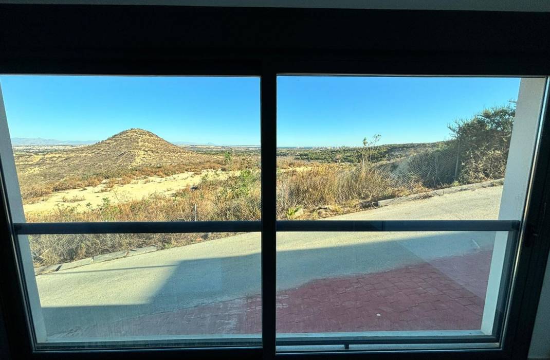 Resale - Detached House / Villa - Ciudad Quesada
