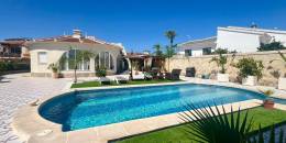 Resale - Detached House / Villa - Ciudad Quesada