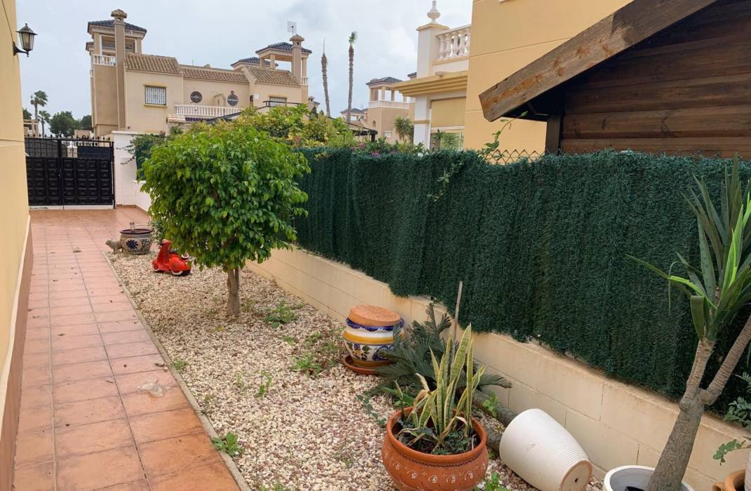 Resale - Detached House / Villa - Guardamar del Segura - El Raso