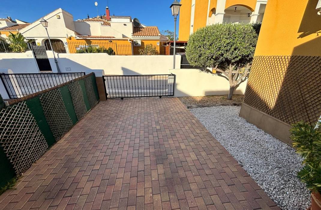 Resale - Detached House / Villa - Los Montesinos - Urbanizacion montesol