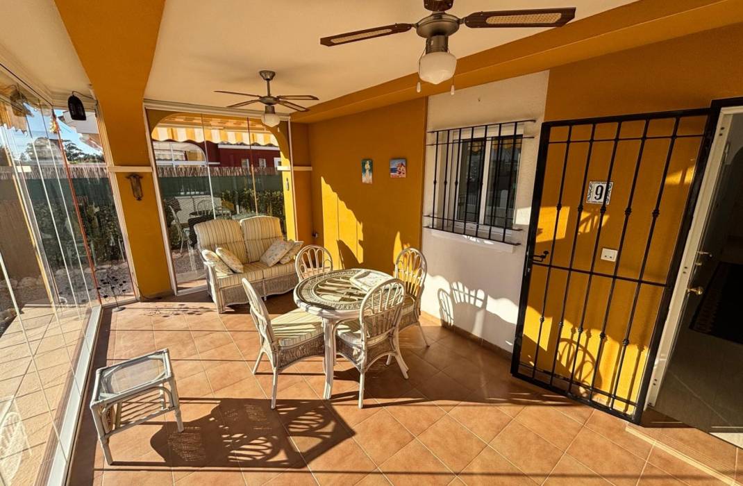 Resale - Detached House / Villa - Los Montesinos - Urbanizacion montesol