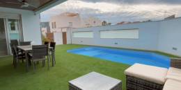 Resale - Detached House / Villa - Mil Palmeras