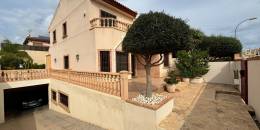 Resale - Detached House / Villa - Torrevieja Centro - Torrevieja