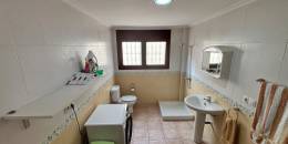 Resale - Detached House / Villa - Torrevieja Centro - Torrevieja