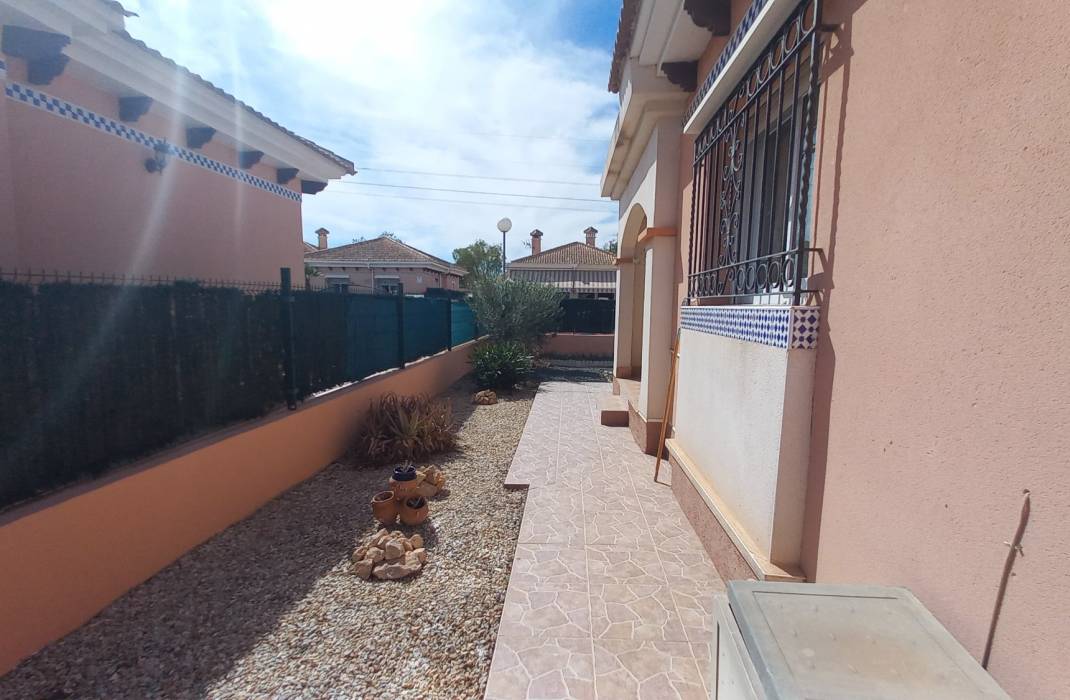 Resale - Detached Villa - Los Montesinos - La Herrada