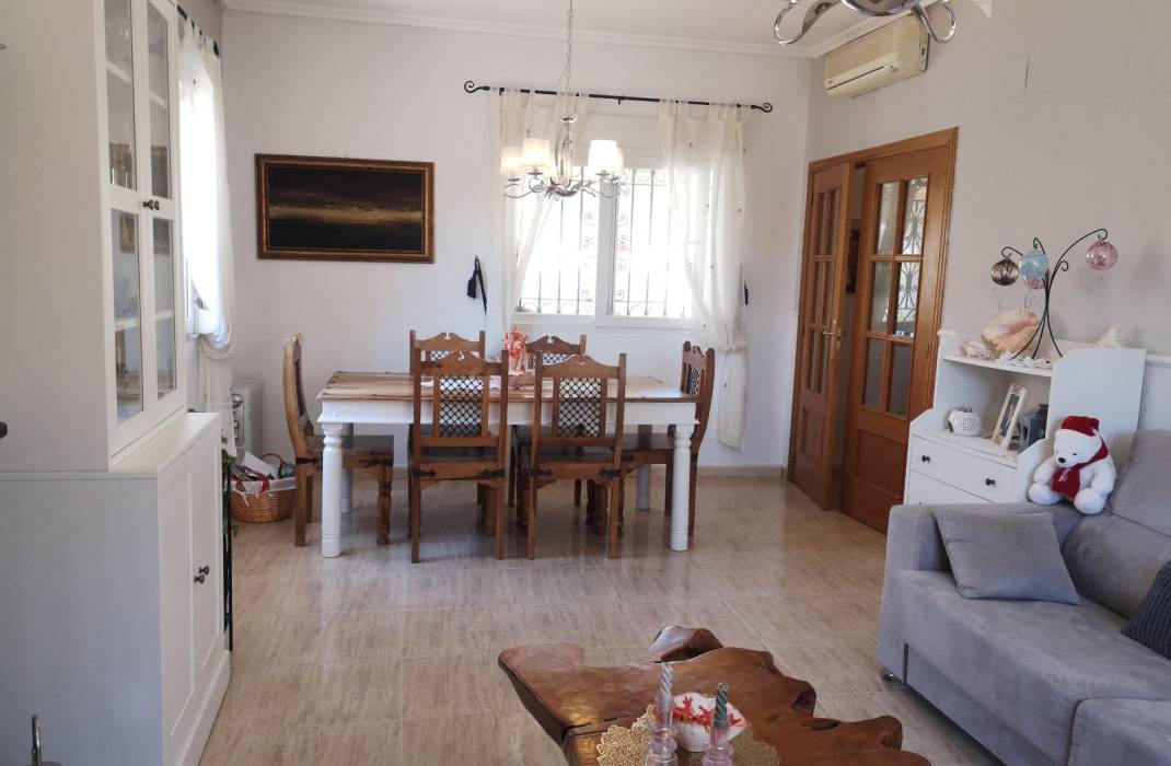 Resale - Detached Villa - Los Montesinos - Los Montesinos - Urb. La Herrada