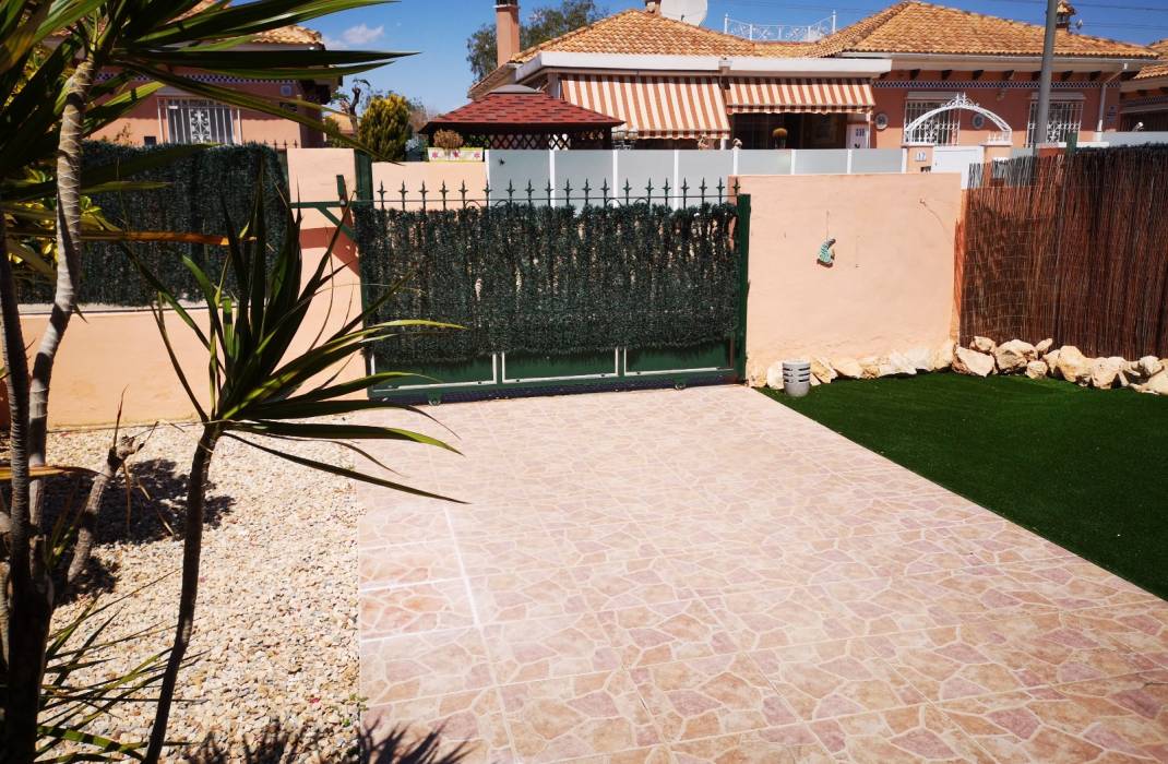 Resale - Detached Villa - Los Montesinos - Los Montesinos - Urb. La Herrada