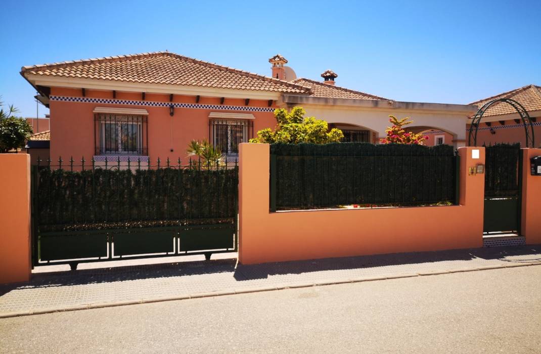 Resale - Detached Villa - Los Montesinos - Los Montesinos - Urb. La Herrada