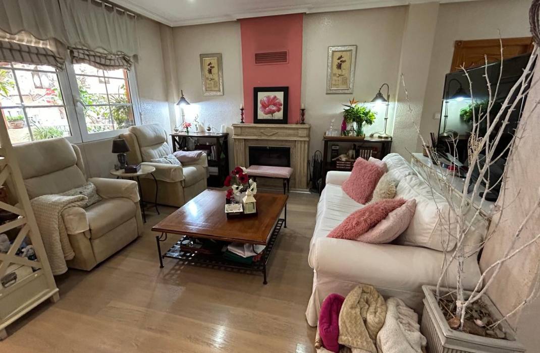 Resale - Detached Villa - Los Montesinos