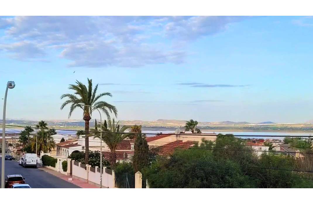 Resale - Detached Villa - Torrevieja - 0