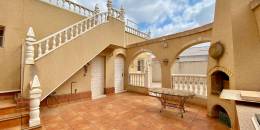 Resale - Detached Villa - Torrevieja - 0