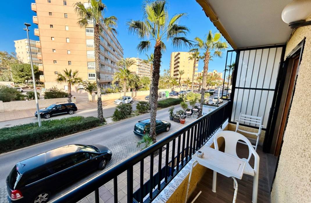 Resale - Duplex apartment - Torrevieja - La Mata