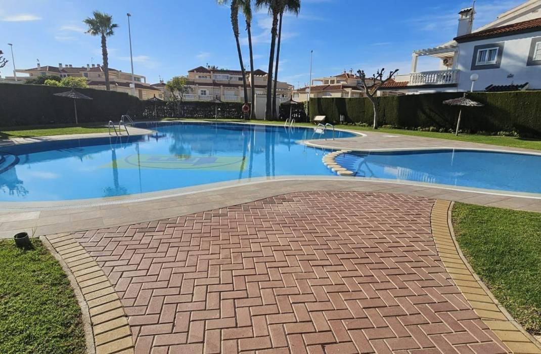 Resale - Duplex - Orihuela Costa - Punta Prima