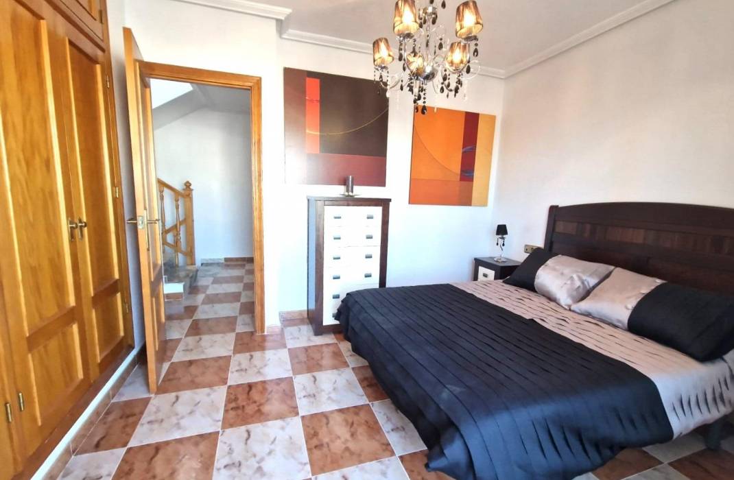 Resale - Duplex - Torrevieja