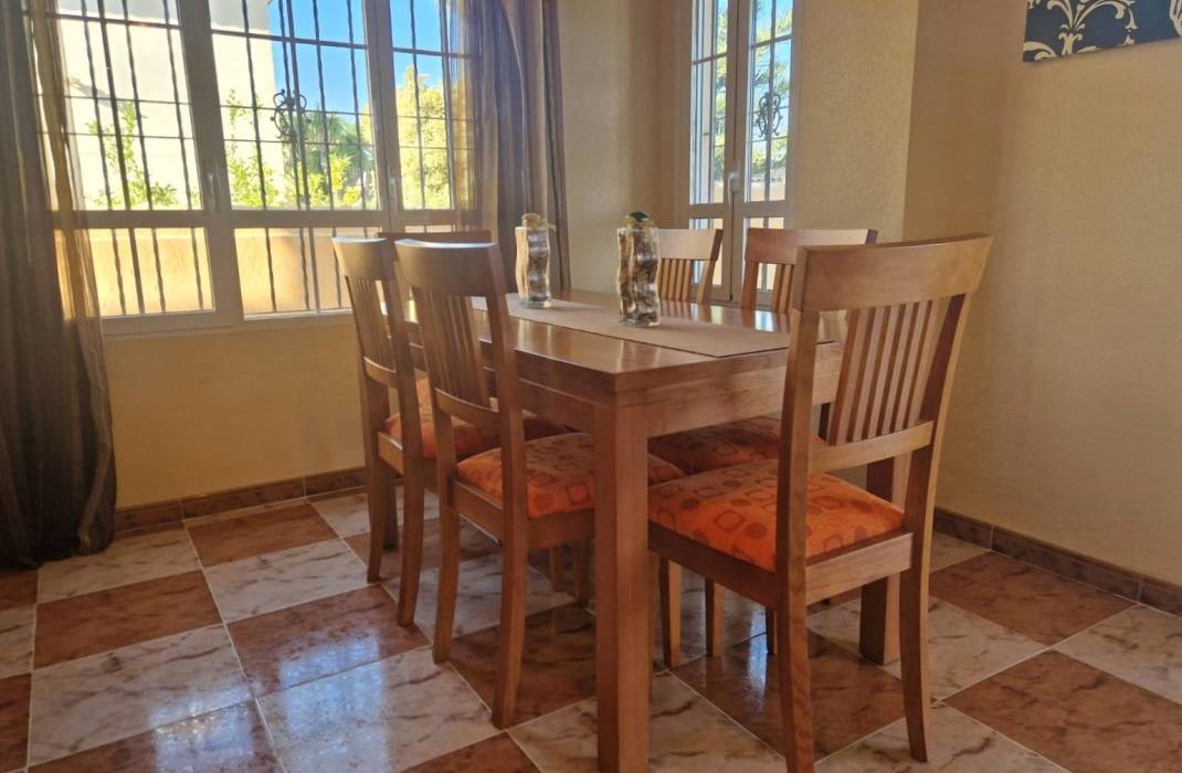 Resale - Duplex - Torrevieja