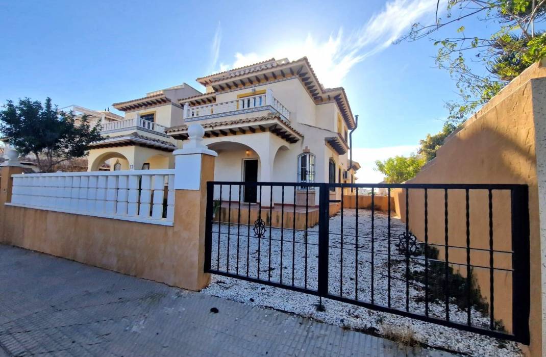 Resale - Duplex - Torrevieja
