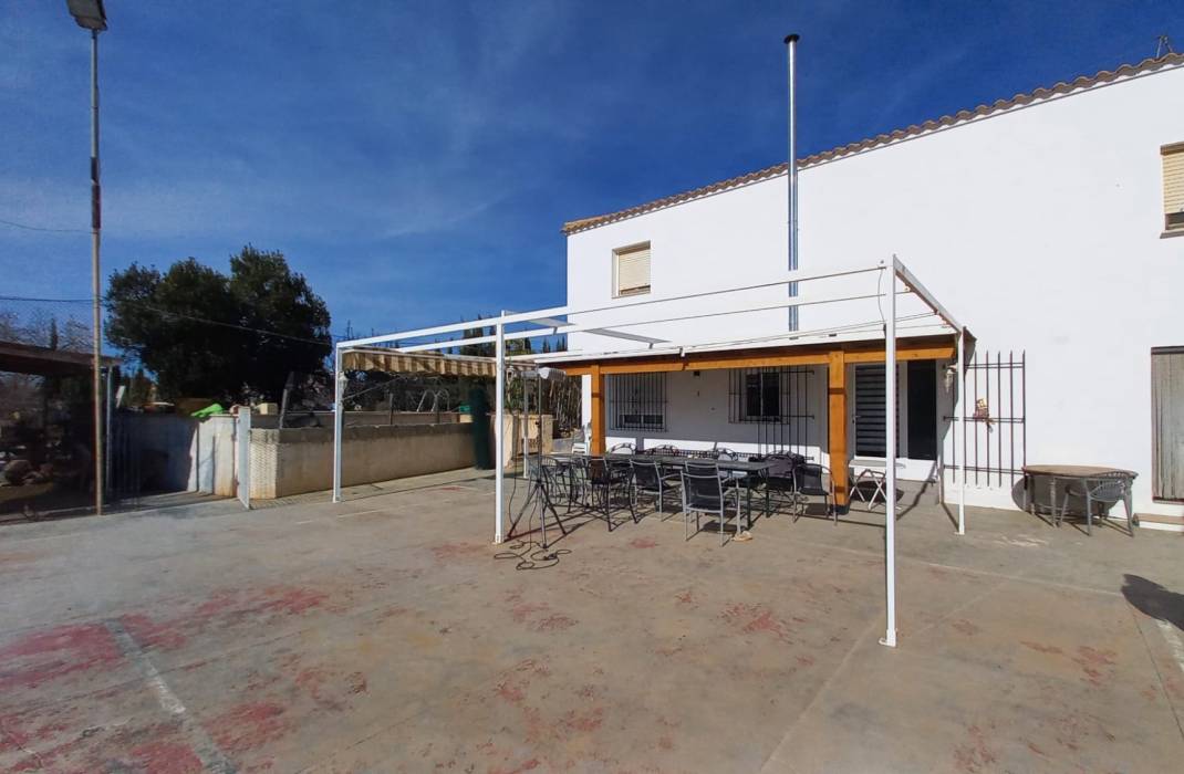 Resale - Finca / Country Property - Los Montesinos - LOS MONTESINOS