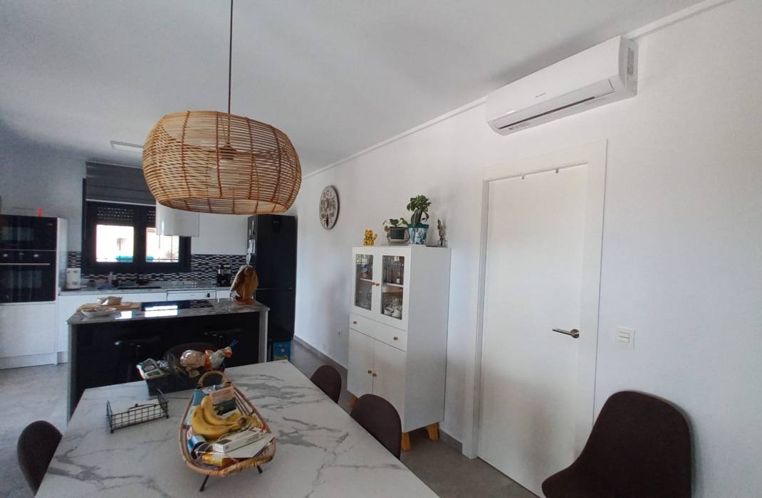 Resale - Finca / Country Property - Los Montesinos - LOS MONTESINOS